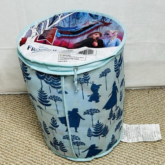 Disney Frozen Sleeping Bag Elsa Ana Outdoor Indoor Camping Kids 28x56 with Case - Picture 6 of 8